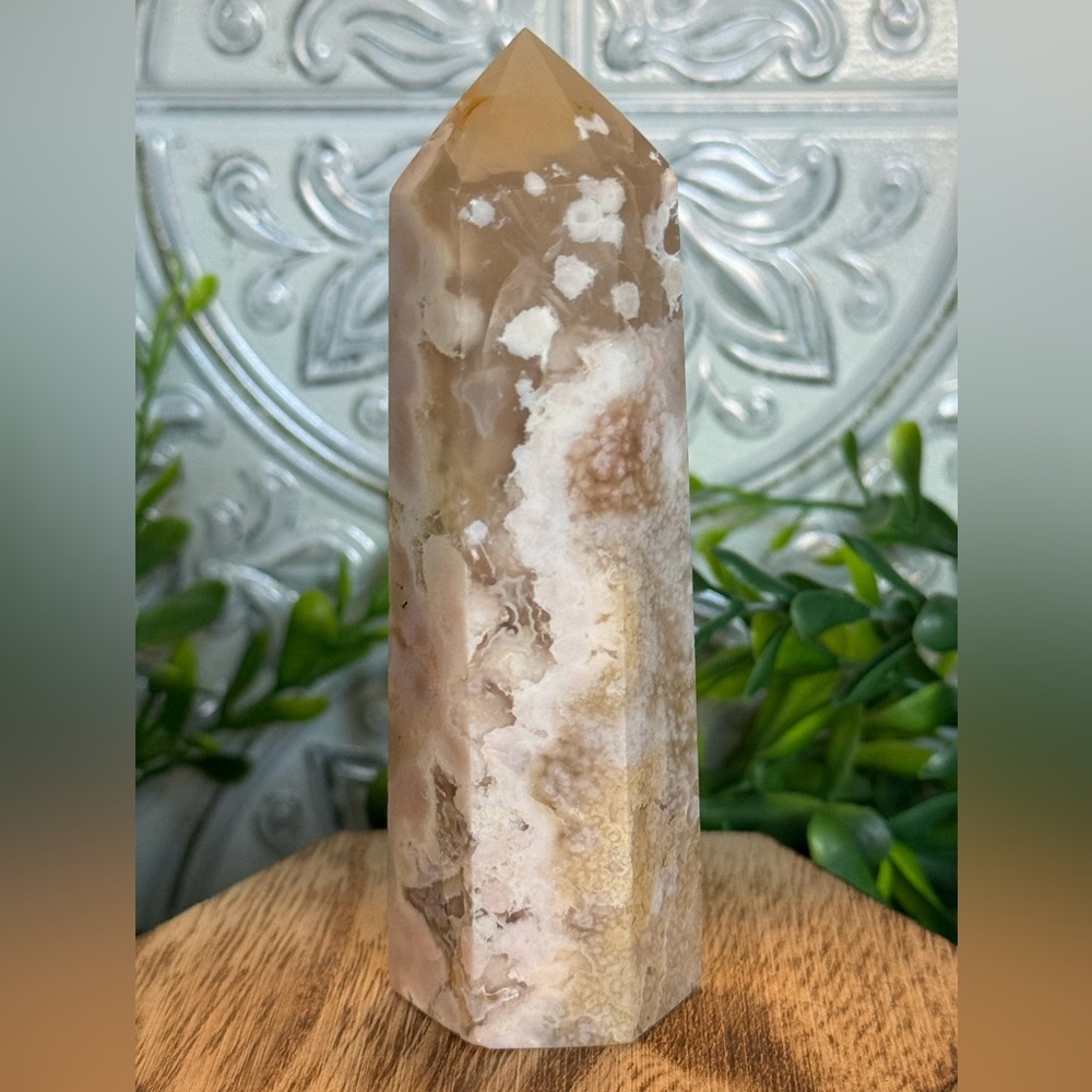 Pink Flower Agate Tower